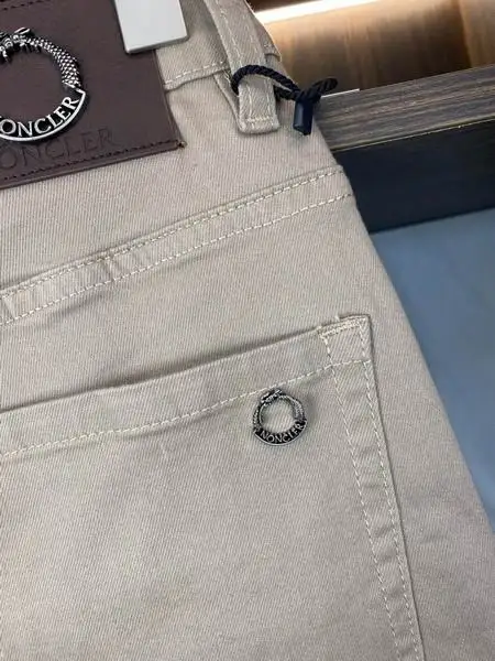 Moncler sz28-38 13gx47 (7)
